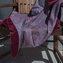 Tissu schintz au lion ,oiseau et indiens dans forêt